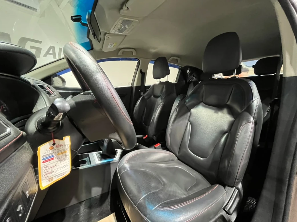 imagen 0 de vehiculo con id 2213